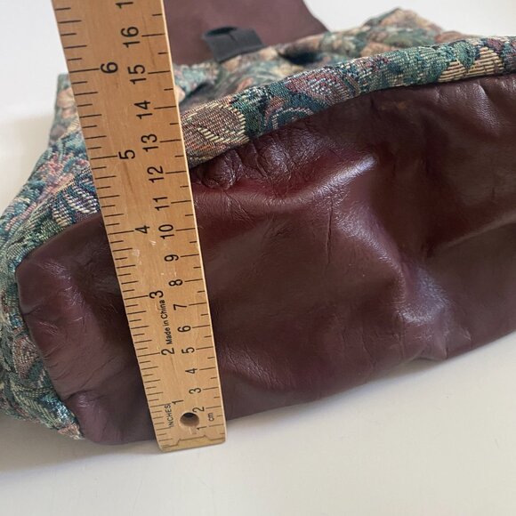 Women\'s Retro Floral Tapestry Backpack with Leather Accents Boho Great Condition main image 9